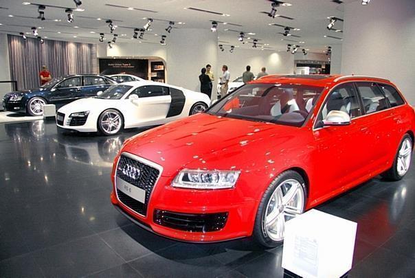 In China läuft nicht nur die Produktion von Fahrzeugen auf Hochtouren. Chinesen sind auch kauffreudig. Hier das Audi Forum in Peking. Foto: auto-reporter.net